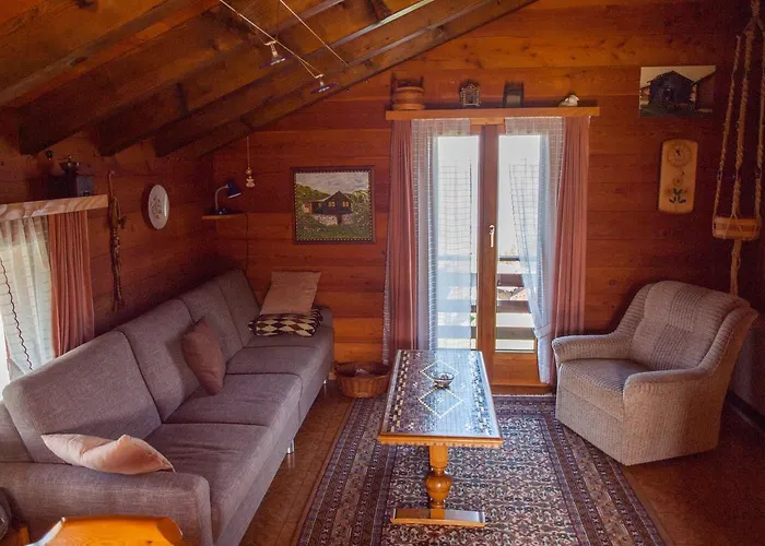 シャレー Alphuette Rosswald